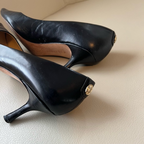 Ivanaka Tramp shoes size 5M - Picture 1 of 16